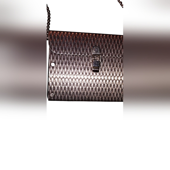 Wendy Stevens Stainless Steel Silver Chain Crossbody Bag - Picture 2 of 10